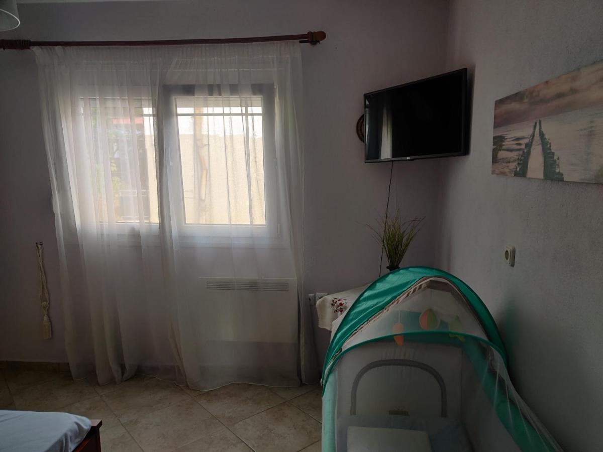 Prinos Apartment Luaran gambar